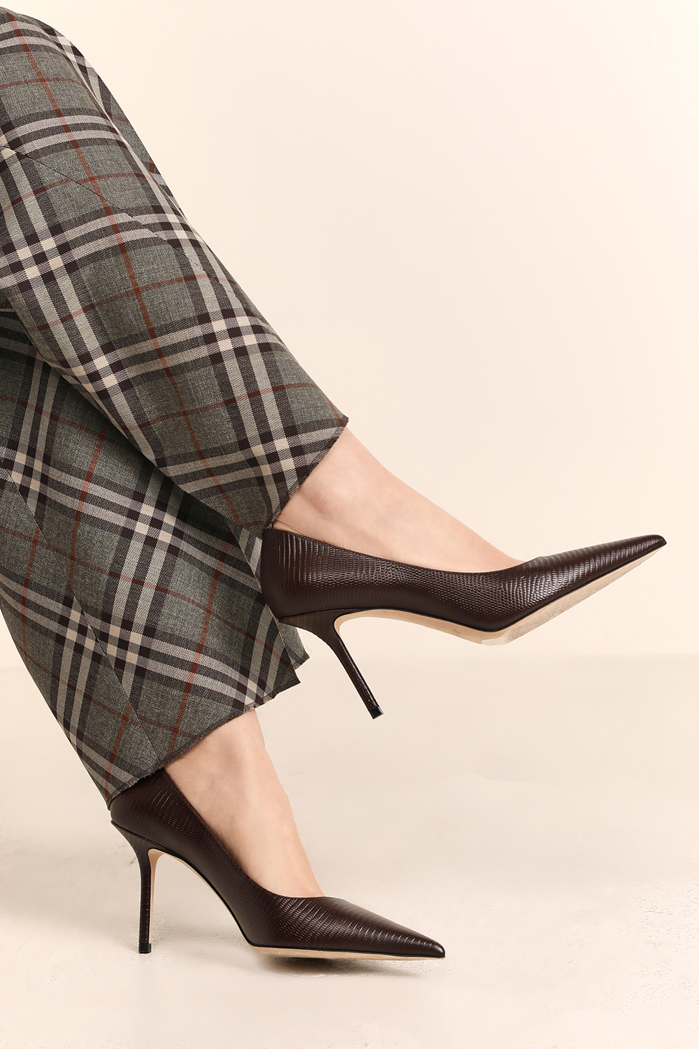 תמונת כל הלוק של נעלי עקב סטילטו לאב 85 JIMMY CHOO